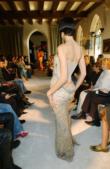 [Alexander+McQueen+Spring+4rbgyJ0Y4U7l.jpg]