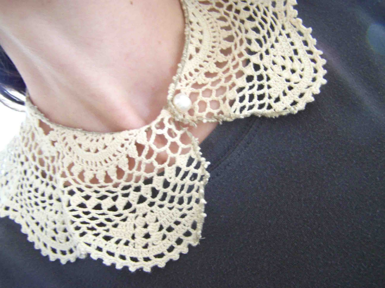 Made by Me. Shared with you. Vintage Lace Collar From a Doily a Tutorial