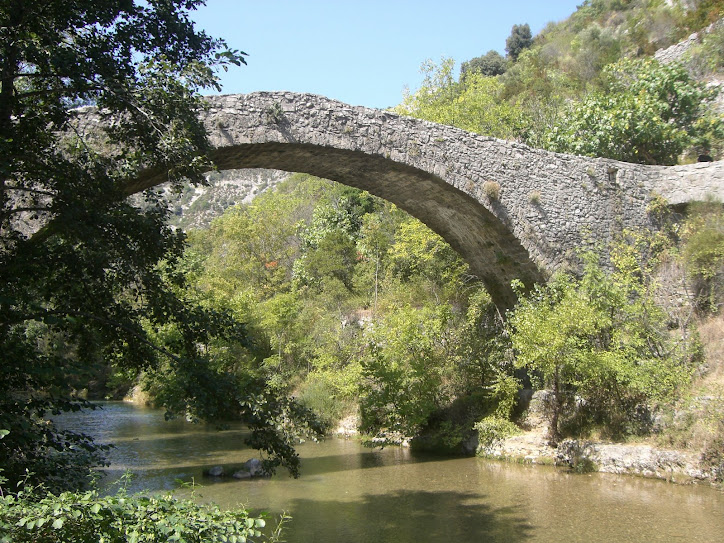 Over bruggen en viaducten