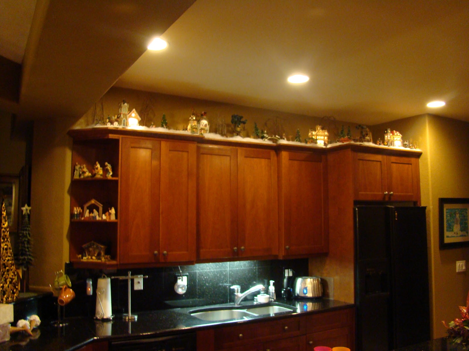 Home Christmas Decoration Christmas Cabinet Top Decorating
