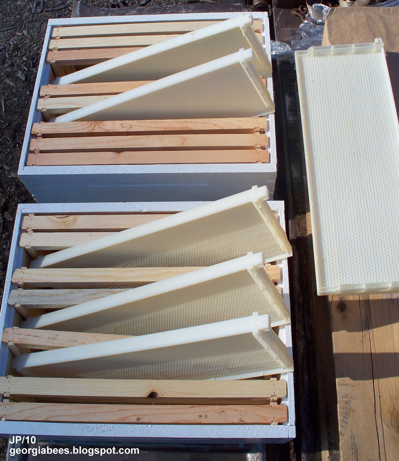 BEEKEEPING Beekeeper Honey Bees Pollen Wax Candle Propolis Queen Nuc