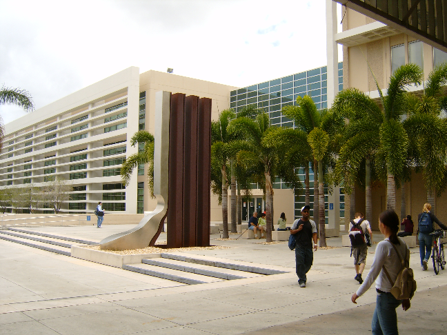 university of florida campus. FLORIDA ATLANTIC UNIVERSITY