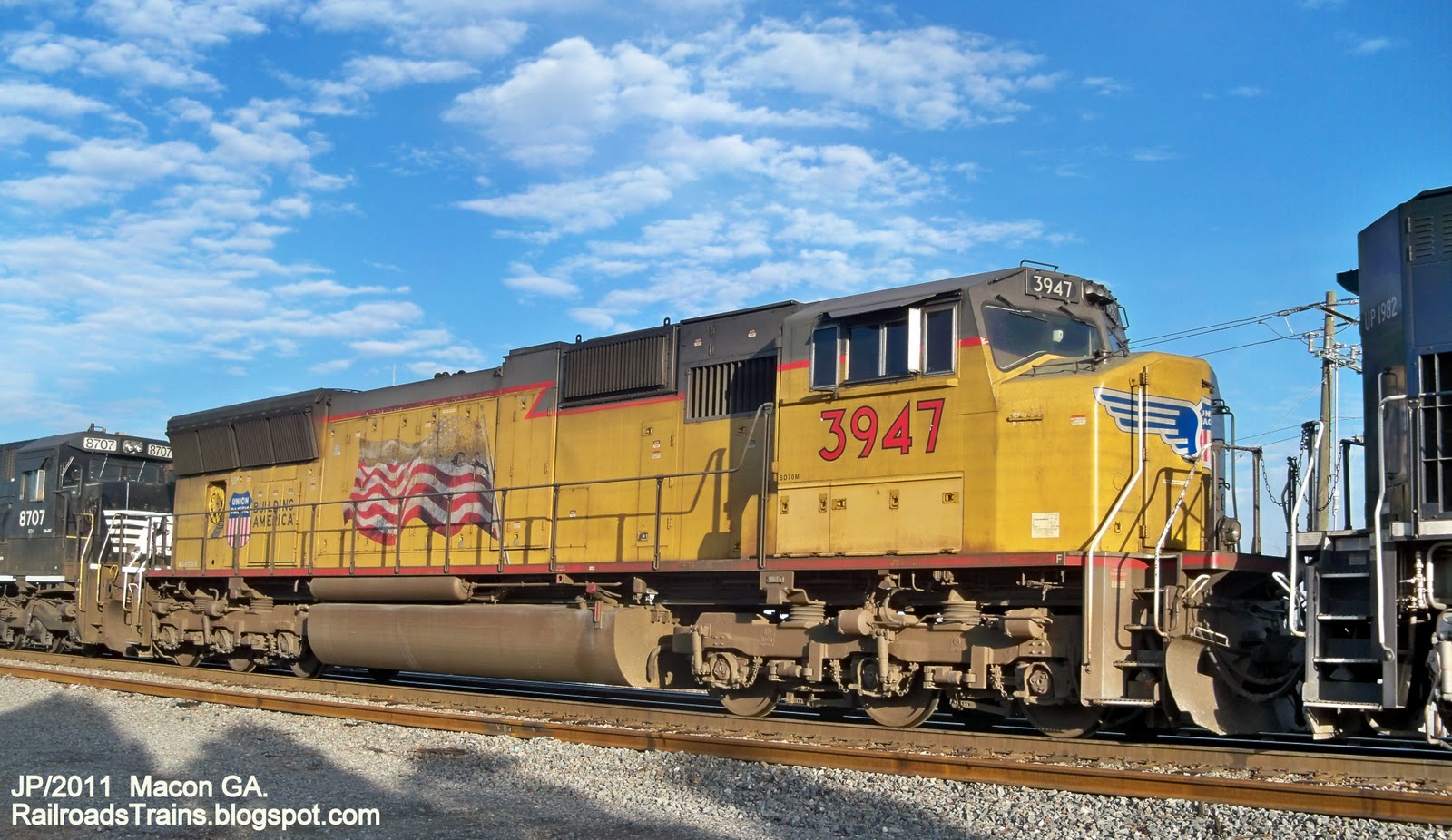 UP+3947+SD70M+Locomotive+Train+Engine+Macon+Georgia%2CUnion+Pacific+leased+to+Norfolk+Southern+Railroad.JPG