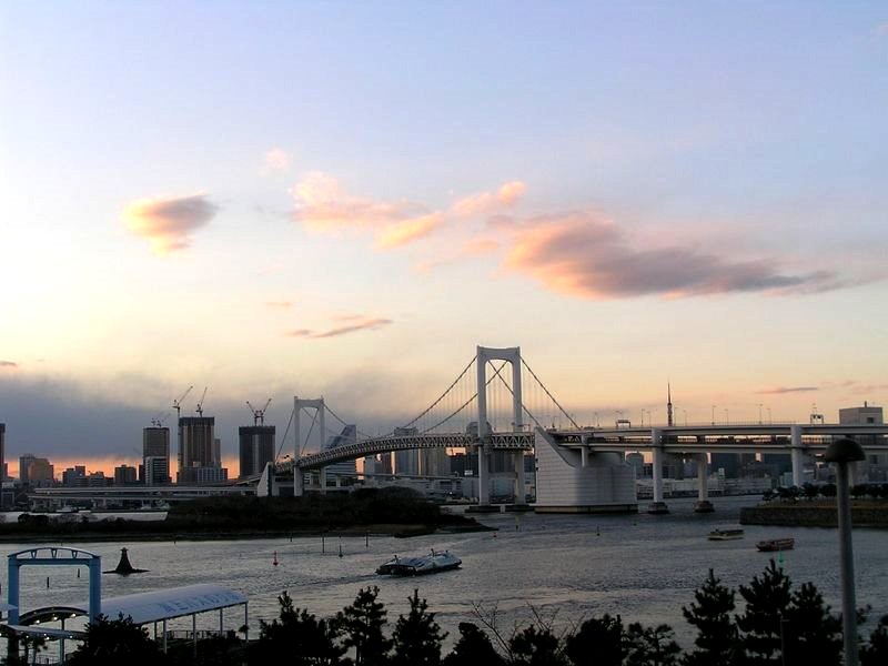 [rainbowbridge_tokyo.jpg]