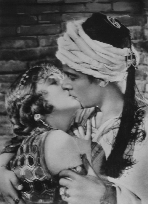 ... and Rudolph Valentino in ' ...