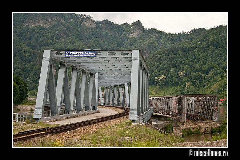 Valea-Oltului-mic-si-mare.jpg?profile=RESIZE_710x