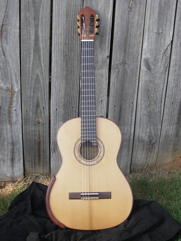 More pictures of my Kris Guitar! The Official site of