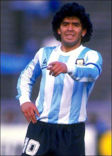 Maradona was born on 30