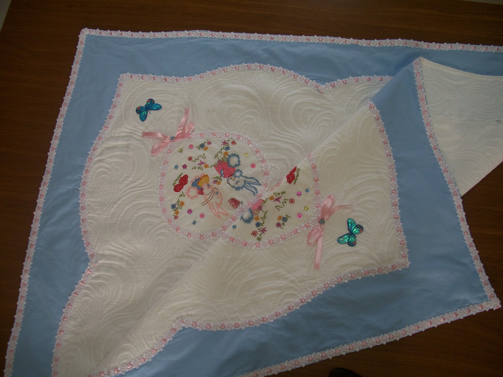 sibel ve melekleri yine bebek pikesi yine songül hanımın