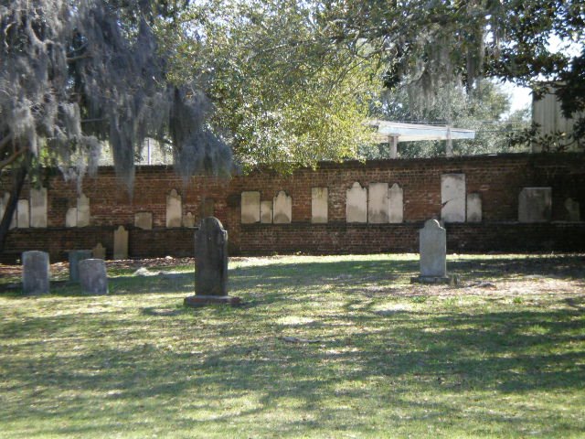 [Colonial+Park+Cemetery+Savannah.JPG]