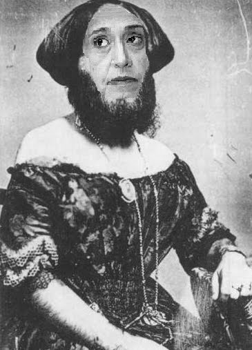 [mulher+barbuda.bmp]