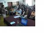 GERENTE DE EDUCACION DE AREQUIPA  EXPONIENDO AL EQUIPO DEL P.E.L.A. AREQUIPA