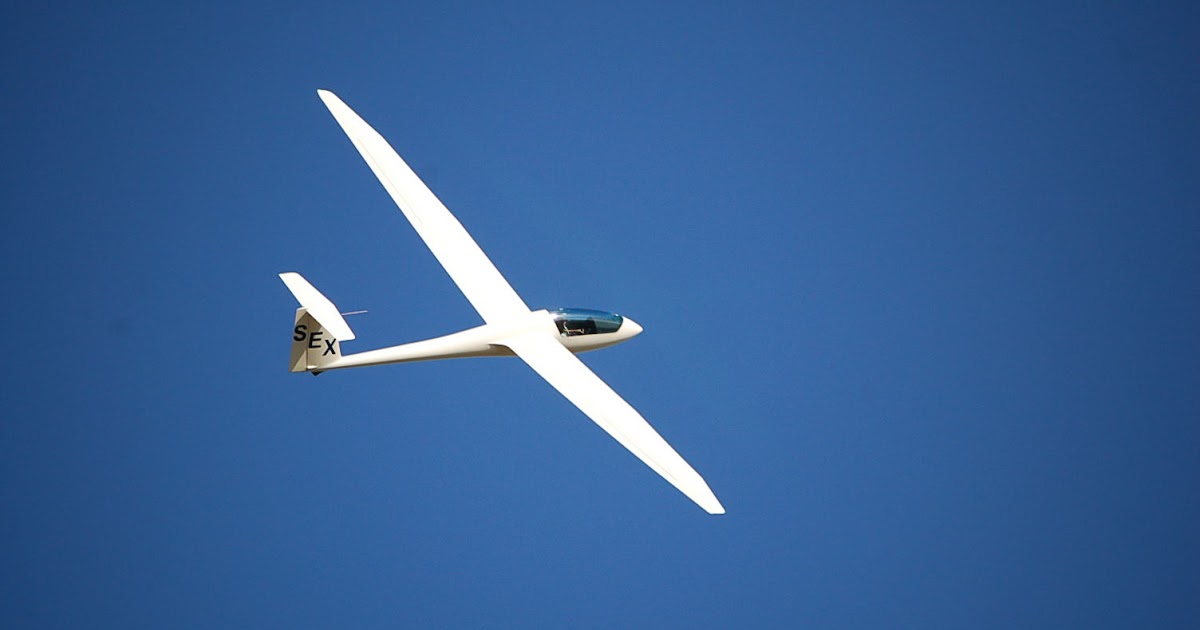 Moriarty Pilots Mitch Hudson