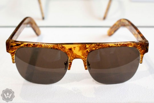 [super-ss2010-collection-sunglasses-11-540x361.jpg]