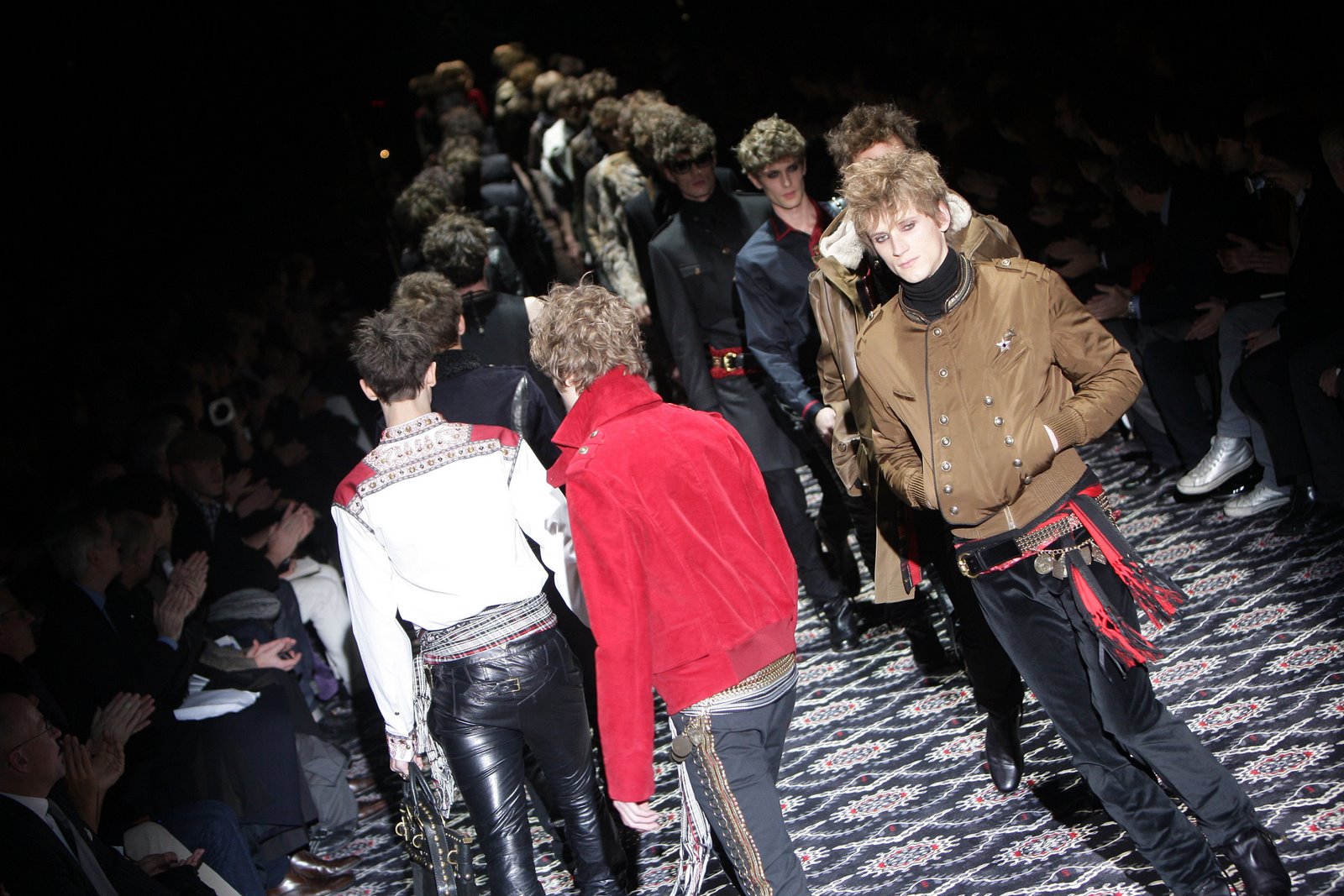 [48182_78933880_10_122_1049lo.jpg]