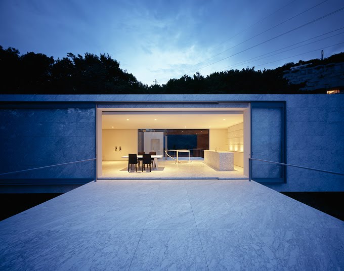 [PLUS+House+by+Mount+Fuji+Architects+02.jpg]