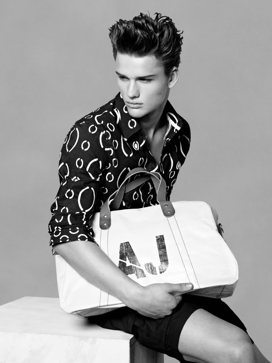 [Simon+Nessman+for+Armani+Jeans+06.jpg]