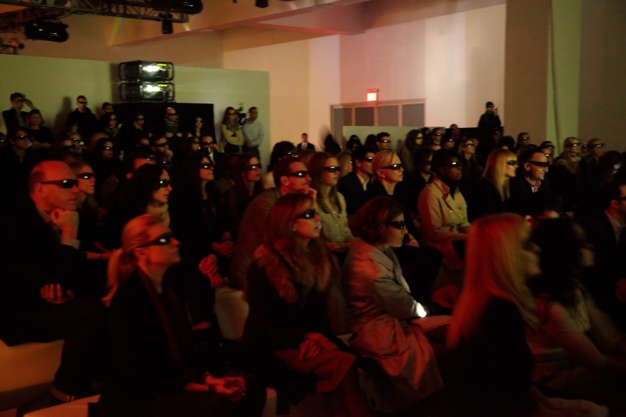 [Burberry+LONDON+Fashion+Weeek+15.jpg]