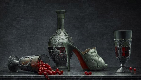 [Christian+Louboutin+by+Peter+Lippmann+03.JPG]