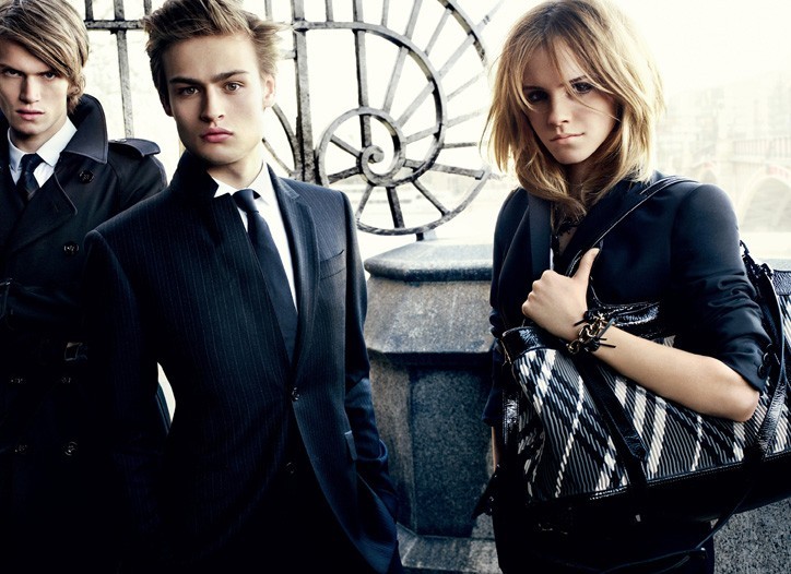 [Burberry+FW+09.10+by+Mario+Testino+00.JPG]