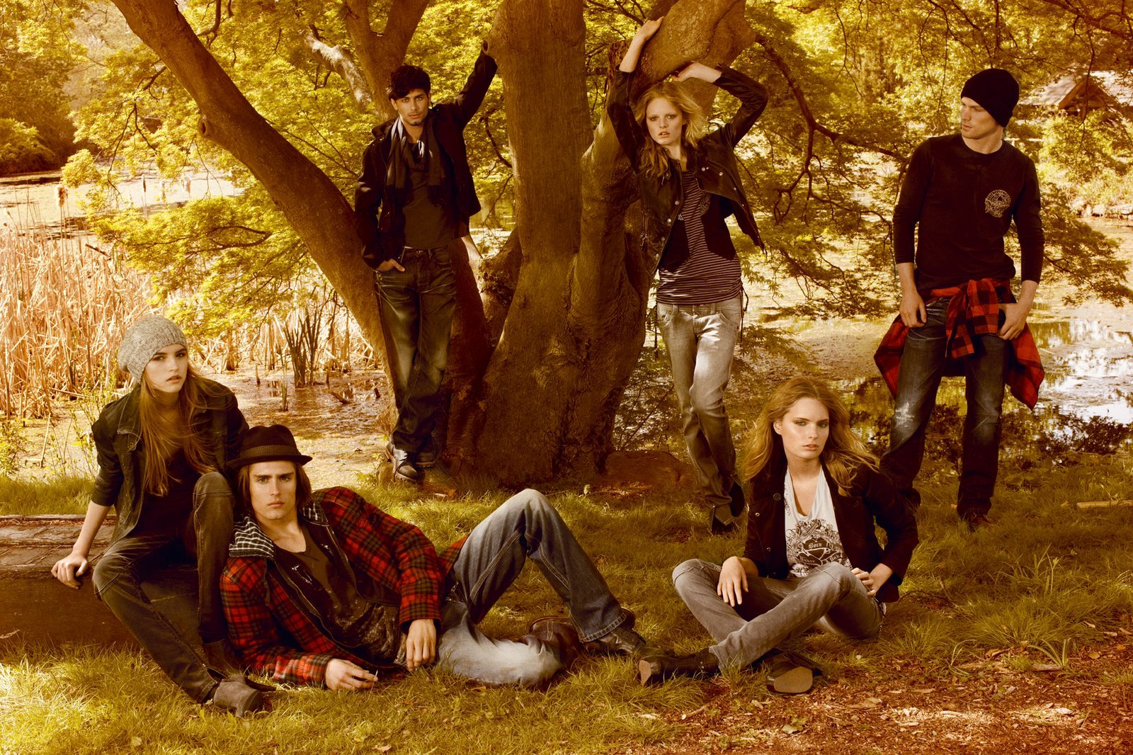 [Pepe+Jeans+Fall+Winter+Campaign+01.JPG]