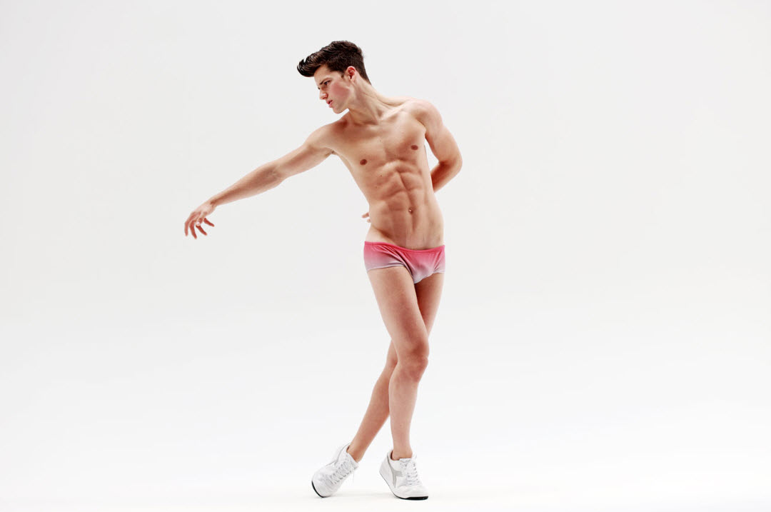 [Butch+Spring+Summer+2010+10.jpg]