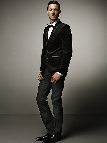 [ZARA+Lookbook+December+06.jpg]