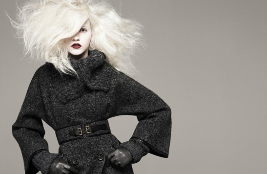 http://3.bp.blogspot.com/_Odu7eqW6gAY/TCs0Qu9PyTI/AAAAAAAAe6Q/MrV5yZUzdIY/s1600/Ginta+Lapina+for+Sportmax+Fall+Winter+Campaign+01.jpeg