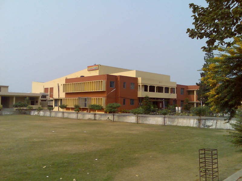 ARYA COLLEGE, LUDHIANA