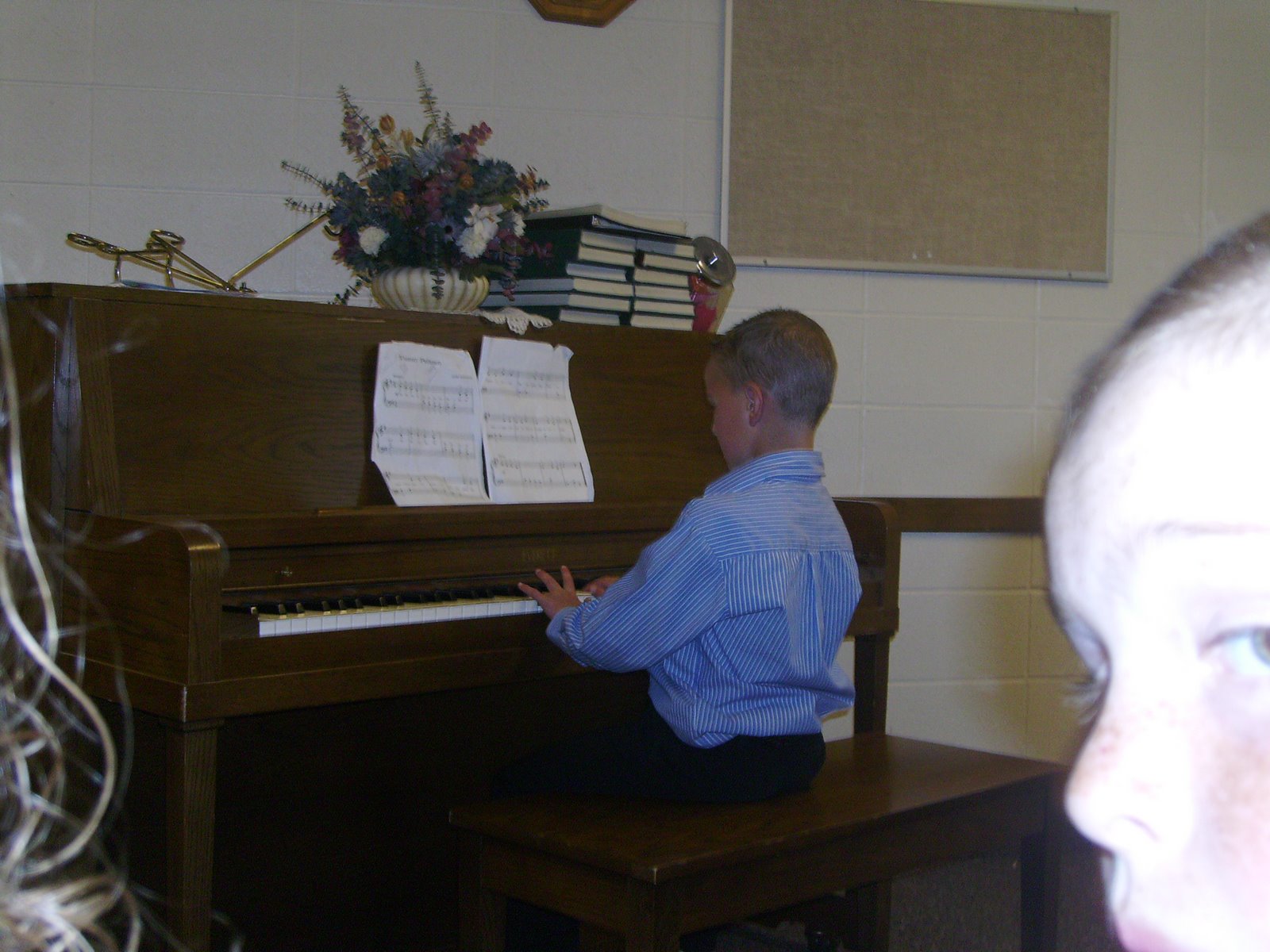 [jan-may2009+098.JPG]