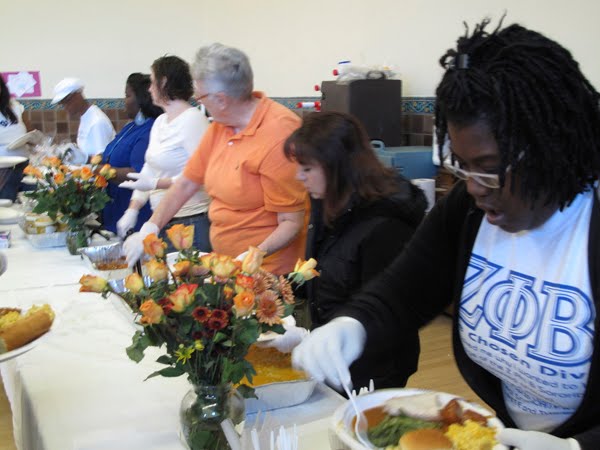 [11.21.09-TableofFood_IMG_2122.jpg]