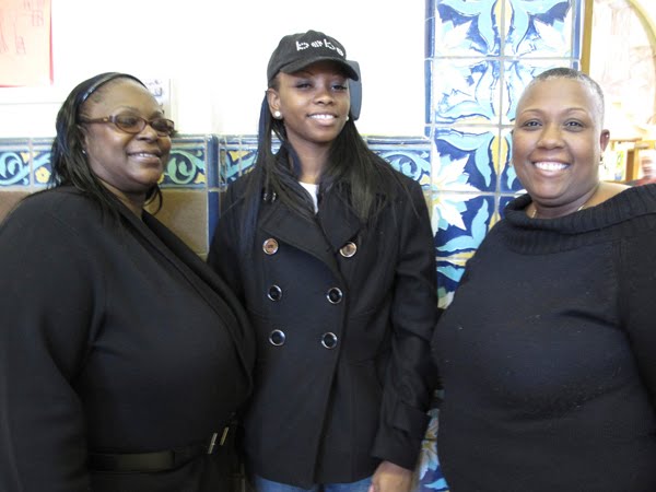 [CamilleDawkinsLizJackson_IMG_2111.jpg]