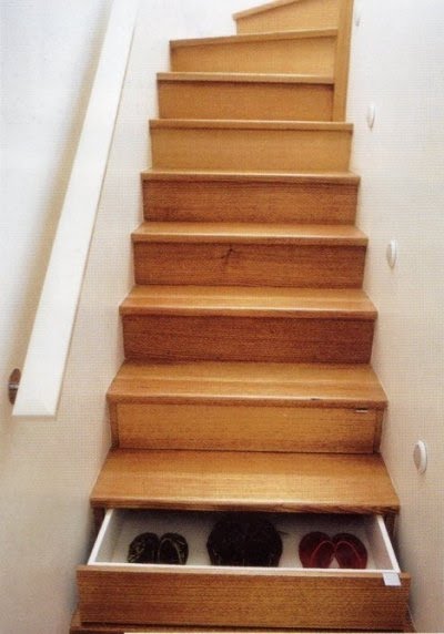 storage-staircase1.jpg