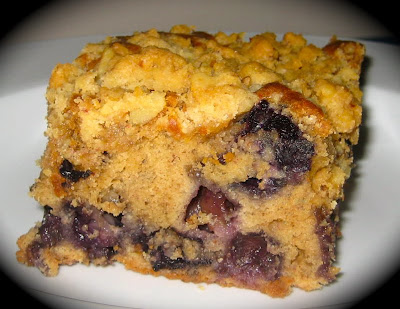 magnolia blueberry crumb cake