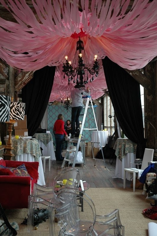 Personally You Parties Streamers ceiling