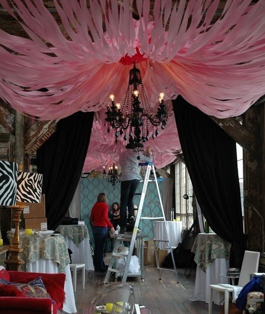 Personally You Parties Streamers ceiling