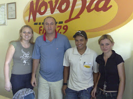 Eu e a equipe da Rádio Novo Dia FM Faxinal-PR