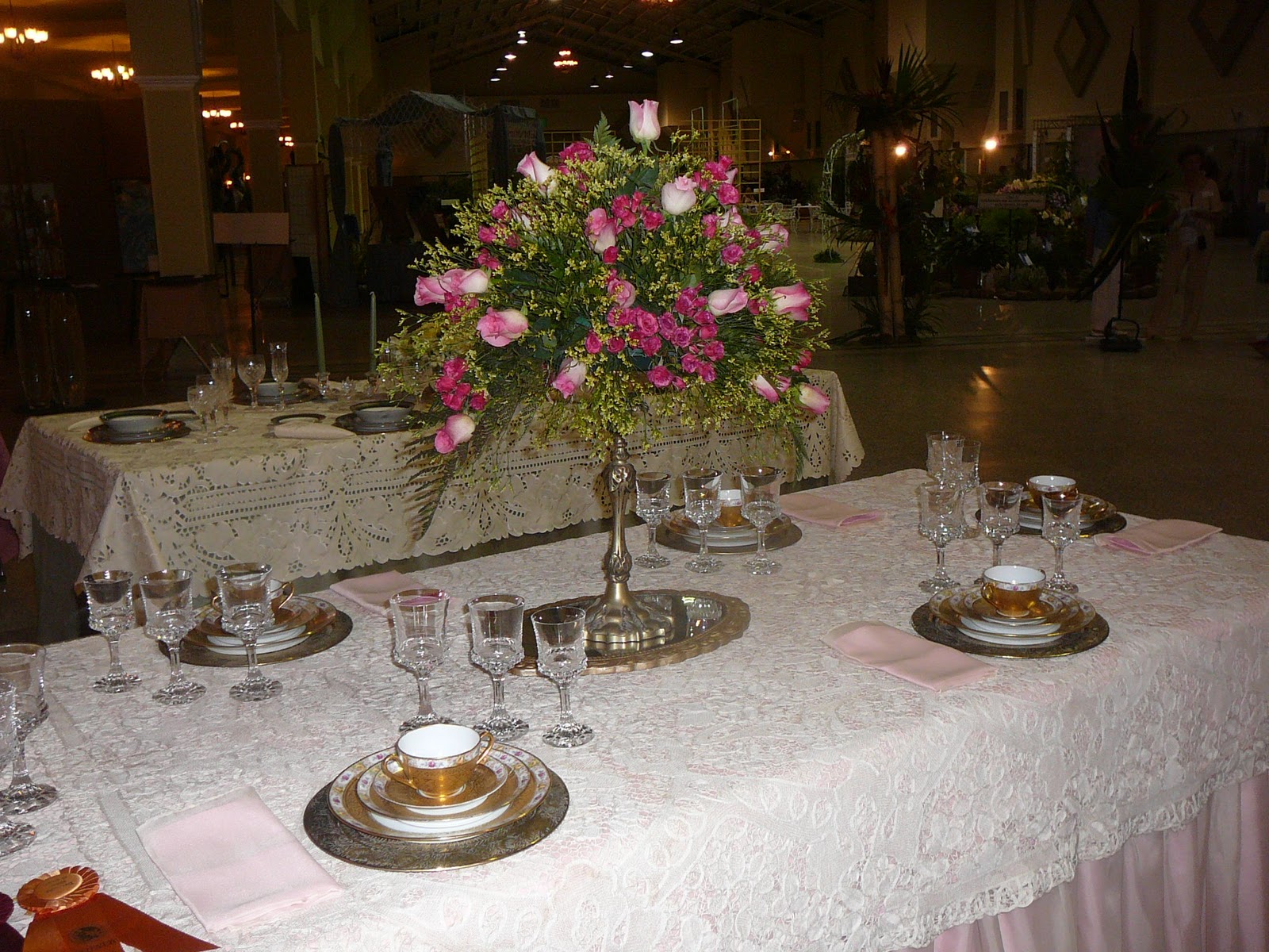 Arreglos Florales Creativos: Mesa Semi Formal EN HONOR A FRANCIA