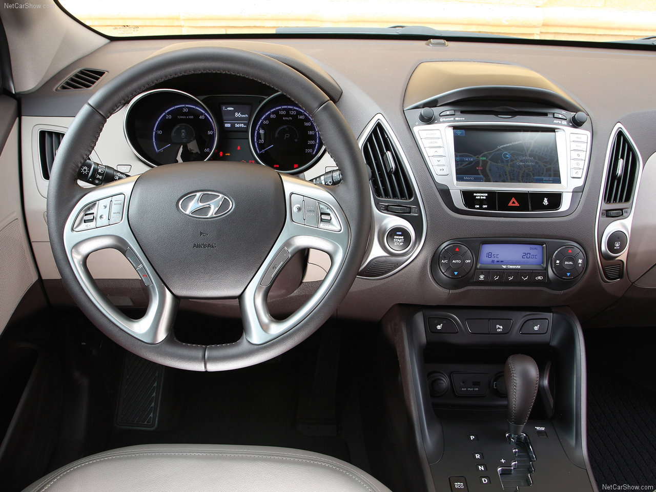 http://3.bp.blogspot.com/_OxQU_AmEgy0/TJbeU6jzUKI/AAAAAAAACEI/IrYnOagEe2U/s1600/Hyundai-ix35_2011_1280x960_wallpaper_6a.jpg