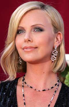 [charlize.jpg]