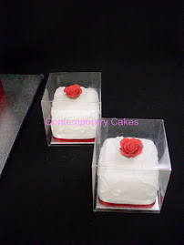 Rose miniature cakes