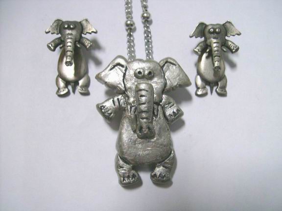 [Resize+of+883b.JPG]