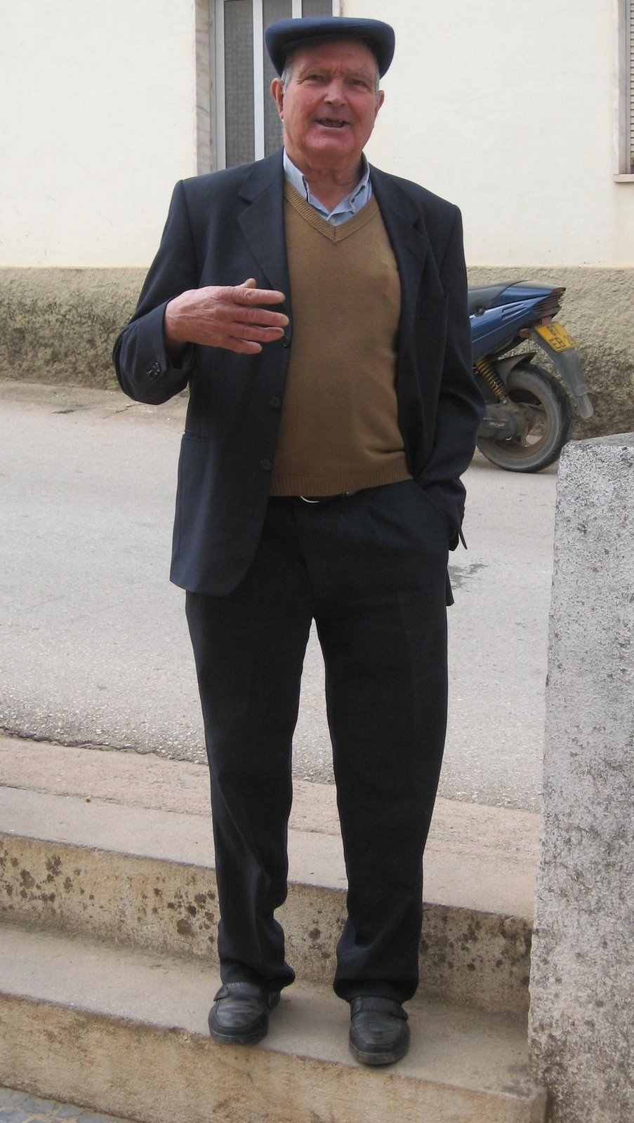 [IMG_2114.JPG]