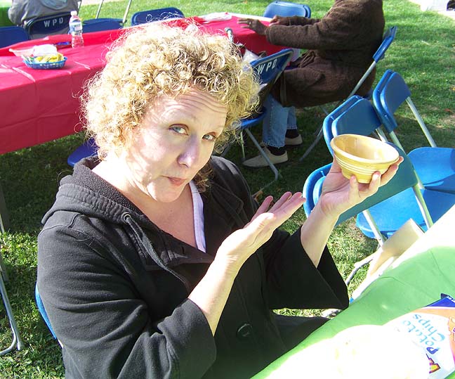 [RS-Rhonda-Bowl.jpg]