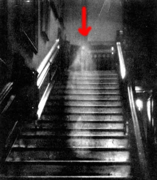 [ghost_pictures_001.jpg]