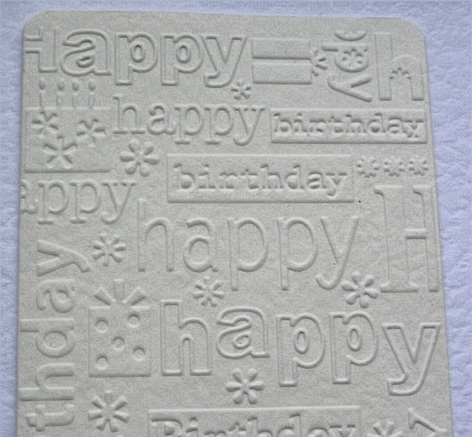 ikki's cuttlebug cupboard Cuttlebug Happy Birthday Embossing Folder