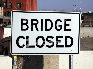 [ist2_32404_bridge_closed.jpg]