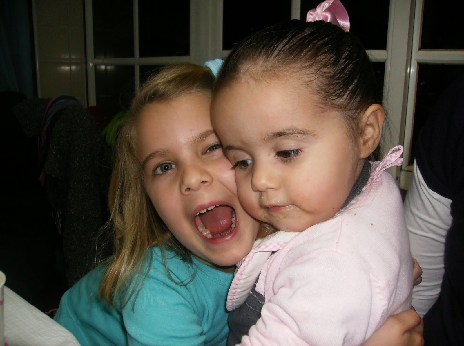 [beatriz+e+matilde.jpg]