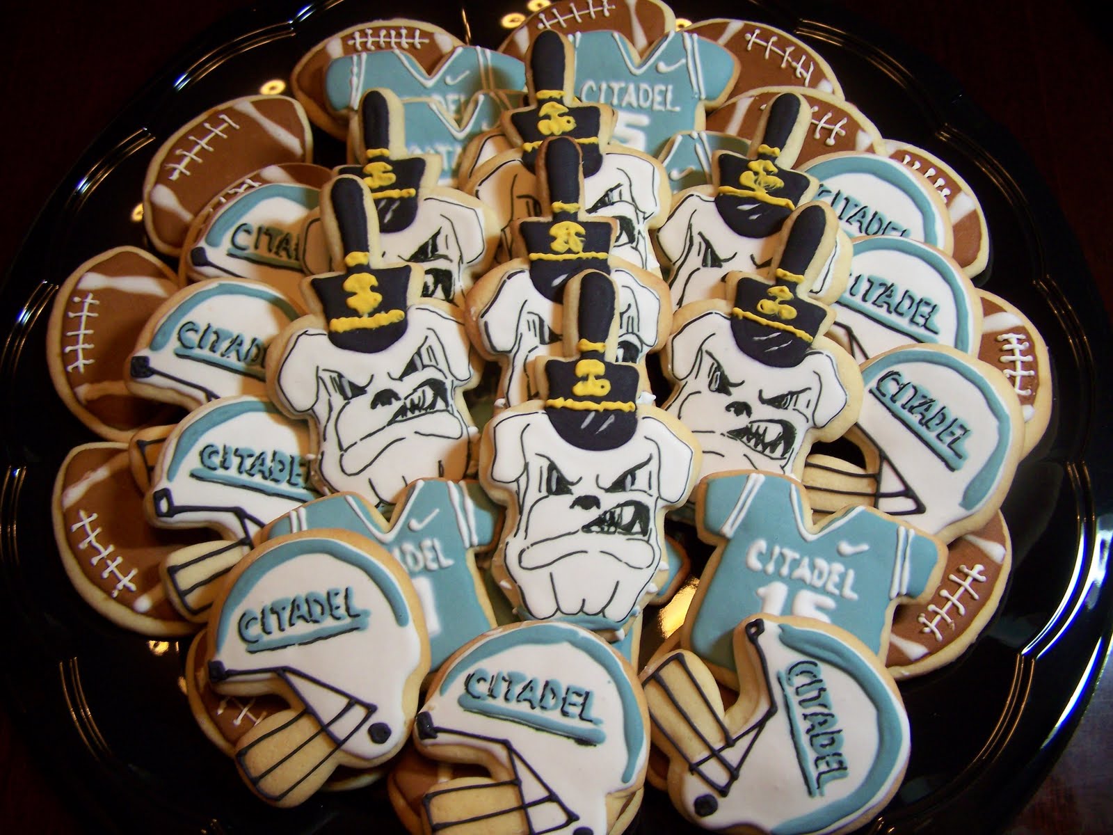 Helmet Cookies