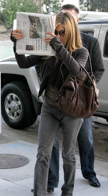 [jenniferaniston.jpg]